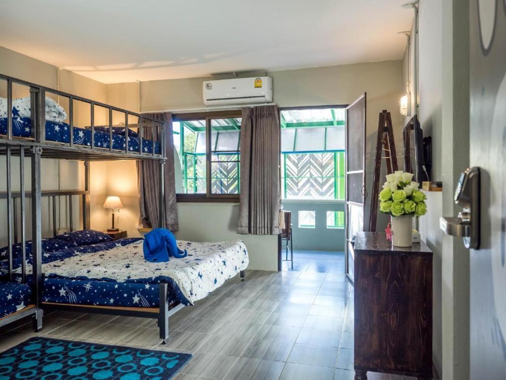 Enjoy House Pansiyon Chiang Mai Dış mekan fotoğraf